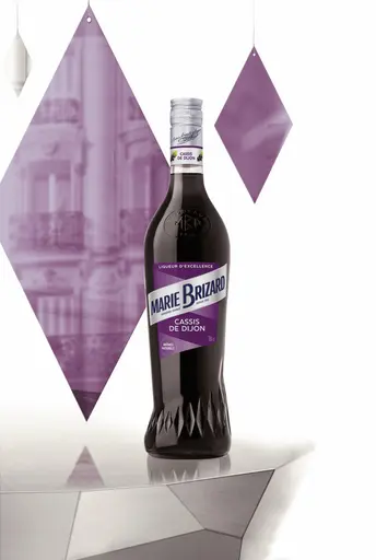 Marie Brizard Cassis de Dijon: Un Lichior de Coacaze