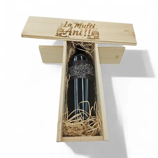 Pachet Cadou Vin Rosu Sec Liliac Private Selection Merlot, Cutie de Lemn cu Capac Personalizat