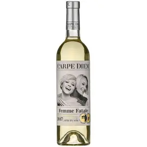 Carpe Diem femme fatale