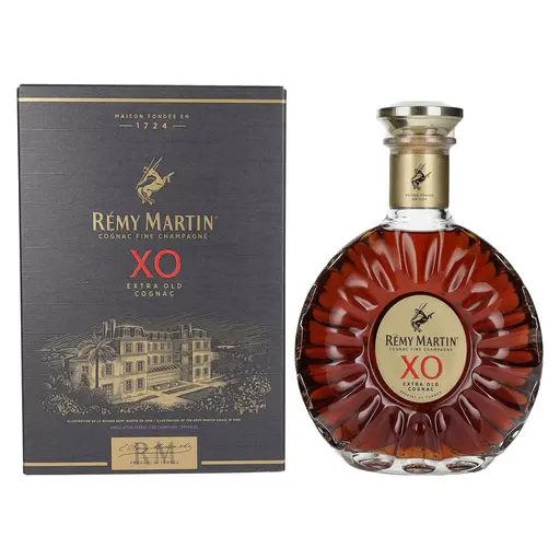 Cognac Fine Champagne Remy Martin XO EXTRA OLD in Giftbox
