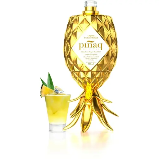 Lichior Pinaq Liqueur Gold