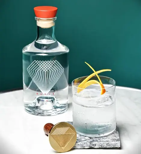 Rubis Blanc French Whisky